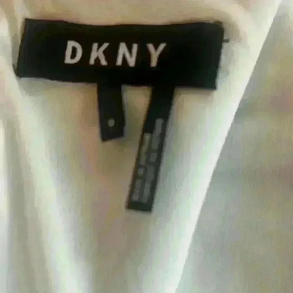 DKNY dress size 8 Fully lined excellent condition. No flaws or imperfections. - Picture 13 of 14